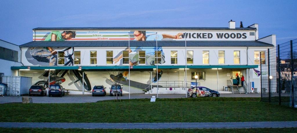 WM und Geldsorgen bei "Wicked Woods"