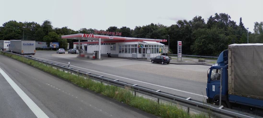 Unbekannte werfen Steine auf die A46