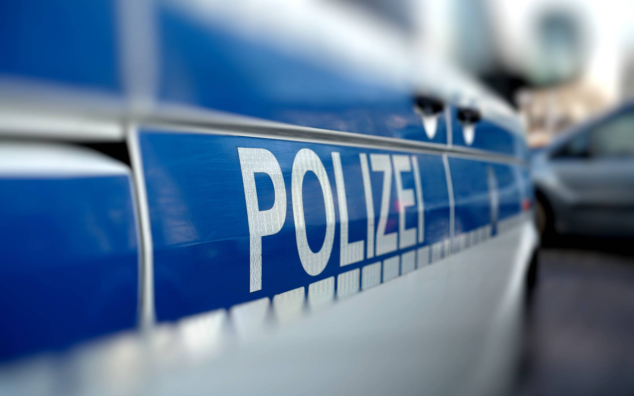 30 Autos in Barmen beschädigt