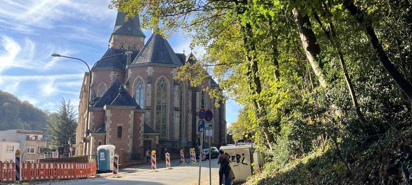 Erneuerung der Nützenberger Straße