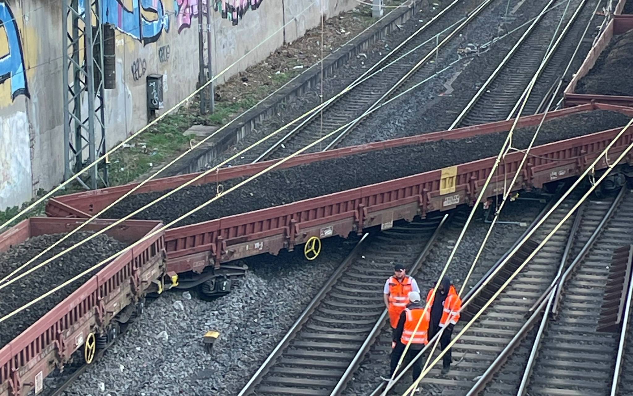 Zug bei Generalsanierung entgleist
