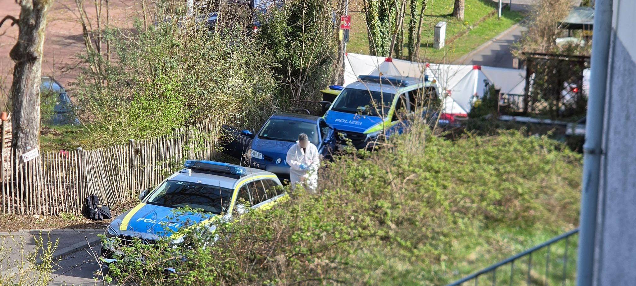 Mann stirbt nach Polizeischüssen bei Verfolgungsfahrt